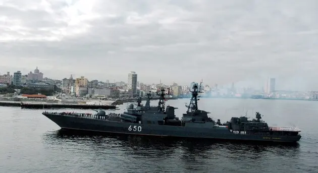 Російські військові кораблі здійснили черговий візит на Кубу