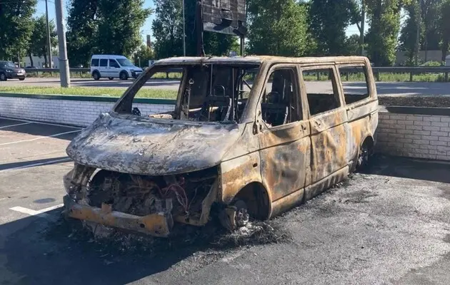 У Києві спалили евакуаційне авто Третьої штурмової бригади