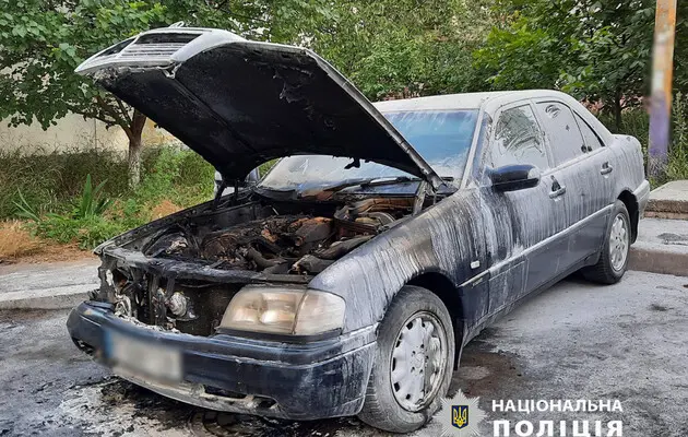 Диверсії з підпалами авто українських військових робота російського ГРУ — ЦПД