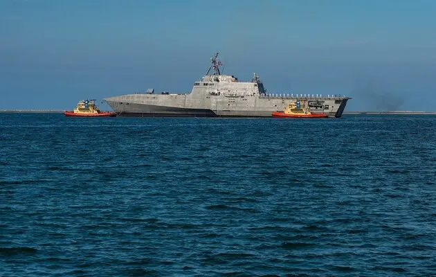 ВМС Филиппин и США провели совместные учения в Южно-Китайском море — Reuters