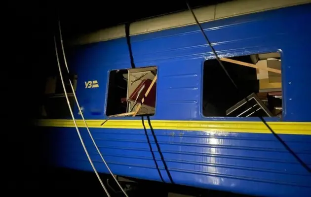Росія завдала ракетного удару по залізниці в Харківській області: є постраждала