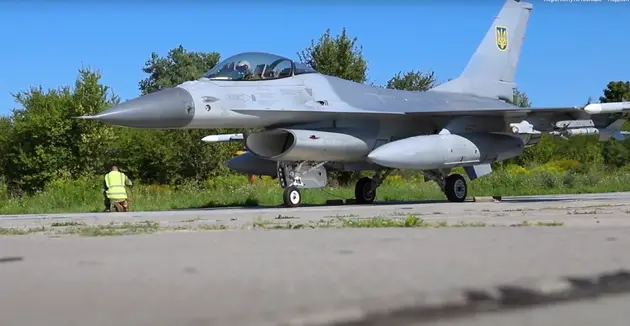Зеленский официально подтвердил получение F-16