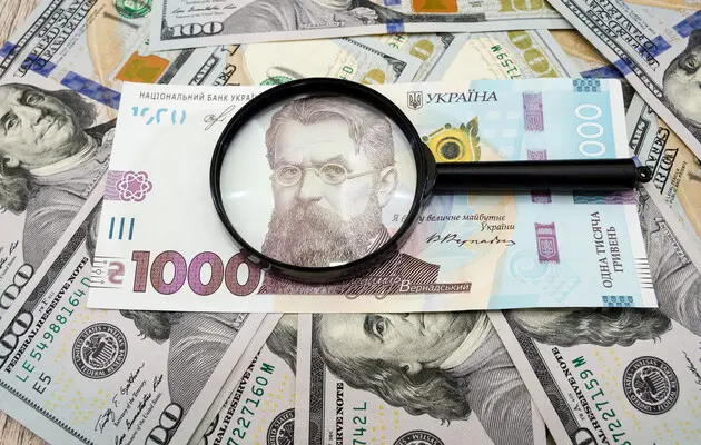 Судьи ликвидированного админсуда Киева получили почти 100 миллионов гривень зарплаты