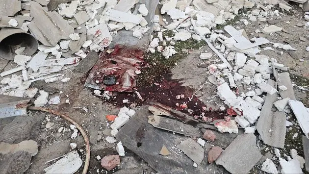 Війська РФ скинули вибухівку з дронів у Херсоні та передмістях: є загиблий та поранені