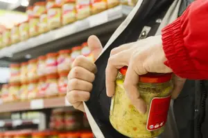 Изменены критерии мелких краж и пересмотрена ответственность — Зеленский подписал закон
