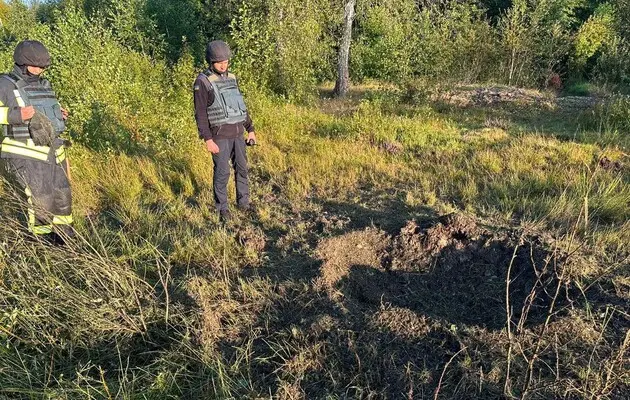 На півночі Рівненської області у прикордонній смузі пролунали вибухи: в ОВА розповіли деталі 