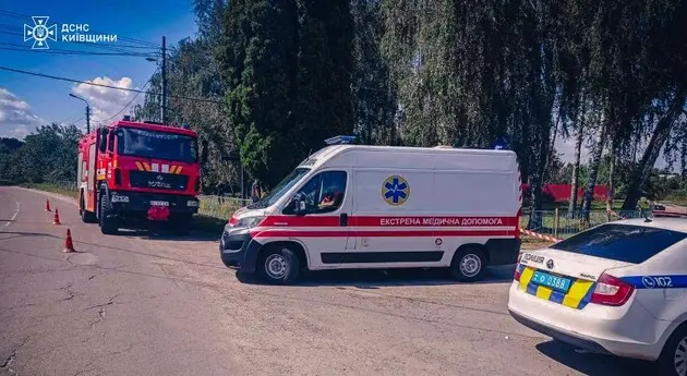 В Киевской области от взрыва погиб мужчина и ранена девочка