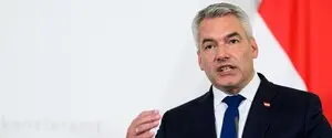 Глава правительства Австрии призвал Украину и Россию к переговорам после пожара на ЗАЭС