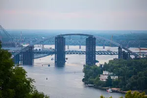 Генпрокуратура заявила про розкрадання ще 6 млн гривень на будівництві Подільського мосту в Києві