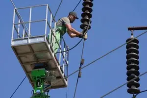 Ситуація в енергосистемі надскладна. Жорсткі обмеження триватимуть до двох тижнів — експерт