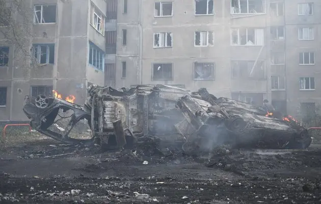 В Харькове завершили поисково-спасательную операцию. В ОВА назвали число погибших и раненых