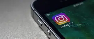 Instagram прослушивает пользователей, чтобы выдавать самую точную рекламу – СМИ