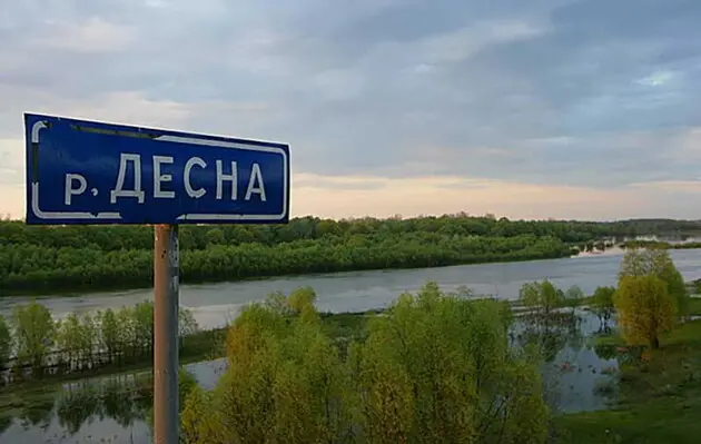 Забруднена органічними речовинами вода дісталася Чернігова