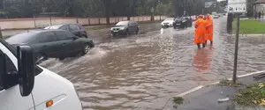 В Одессе прошел мощный ливень: затоплены улицы и дома