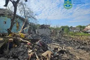 РФ скинула авіабомби на місто в Сумській області: є руйнування та поранені