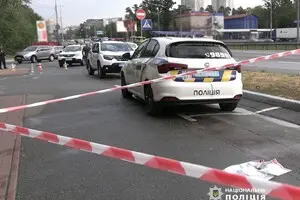 У Києві на автозаправці впритул застрелили чоловіка