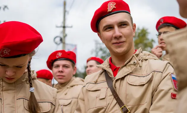 Росія продовжує мілітаризацію дітей на ТОТ, зокрема у Запорізькій області — Лубінець