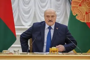 Лукашенко требует участия Беларуси в переговорах между Украиной и РФ