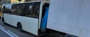 В Киеве «газель» протаранила маршрутку с людьми