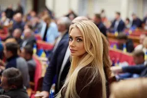 ВАКС відпустив на поруки депутатку від “Слуги народу”