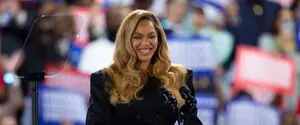 Выборы в США: певица Бейонсе поддержала Харрис, выступила с речью на предвыборном митинге