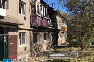 Російський снаряд влучив у будинок на Харківщині: є загиблий та постраждалий