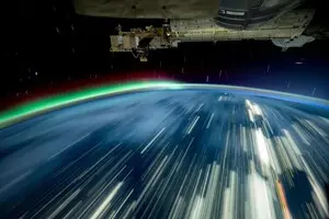 Астронавт NASA опублікував знімок вогнів міст Землі та північного сяйва