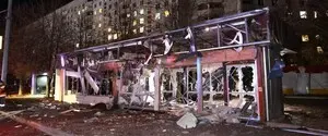 Россияне попали по супермаркету в Харькове - в мэрии рассказали о пострадавших и разрушениях