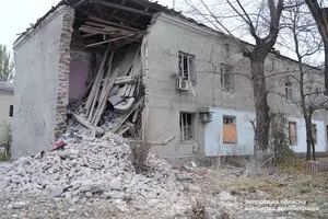 У Запоріжжі вже понад 20 постраждалих. В ОВА показали фото та відео наслідків авіаударів