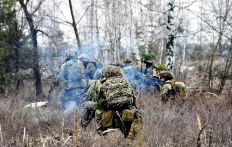 Розвідка боєм, ІПСО чи підготовка до вторгнення – аналітики з’ясовують, чому росіяни переходять кордон на нових ділянках