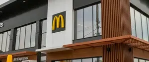 McDonald's на Центральном железнодорожном вокзале в Киеве открыли после реконструкции