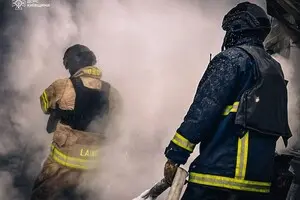 Росія била по енергетиці ракетами з касетними боєприпасами – Зеленський