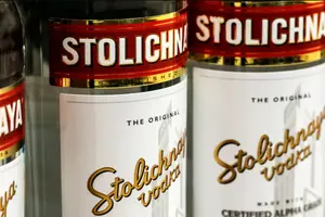 Американская компания-производитель известной водки Stolichnaya обанкротилась