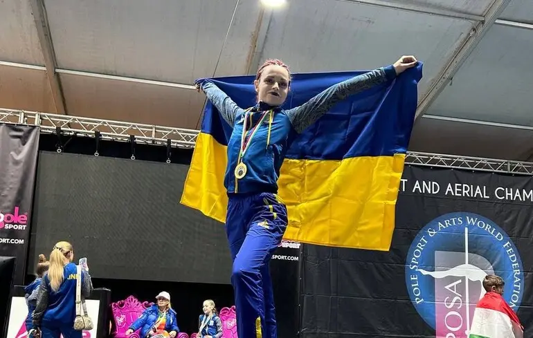 Україна виграла понад 40 медалей на чемпіонаті світу з повітряної гімнастики в Італії