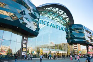 Путь к приватизации ТРЦ Ocean Plaza открыт: Украина национализировала долги перед Ротенбергами