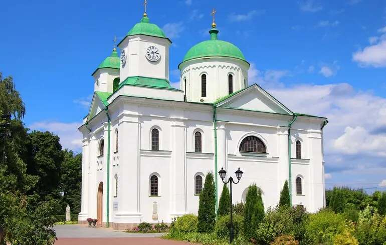 Тисячолітній собор у Каневі, де відспівували Тараса Шевченка, офіційно повернули державі