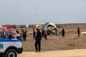 В Казахстане разбился пассажирский самолет. Есть выжившие, но в тяжелом состоянии