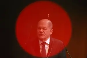 Шольц прокомментировал авиакатастрофу в Актау: 