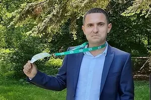 Сбежавшему депутату Куницкому не выплачивают зарплату
