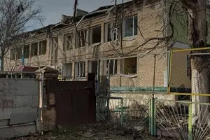Війська РФ скинули три КАБи на Херсон: шестеро поранених