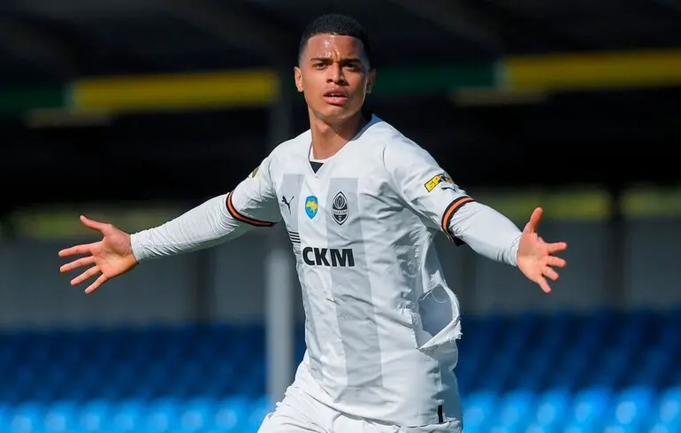 Кевін Келсі