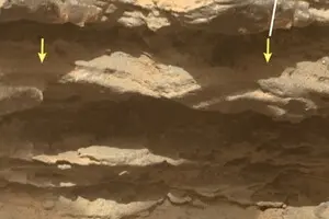 Curiosity нашел следы открытой воды на Марсе