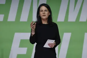 Бербок: Европейская семья держит свои двери открытыми для демократической и свободной Беларуси