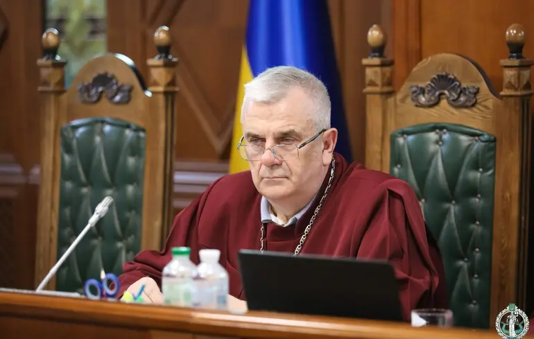Новым и. о. главы КСУ стал судья Петришин