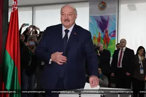 Может ли Лукашенко потерять пост президента после седьмой «победы» на выборах