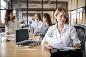 В ближайшие годы безработица в Украине будет уменьшаться быстрее, чем расти зарплаты