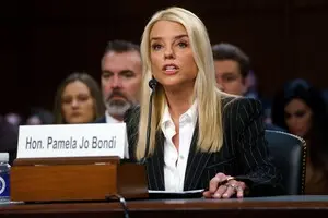 Сенат США проголосовал за назначение союзницы Трампа Пэм Бонди на должность главы Министерства юстиции