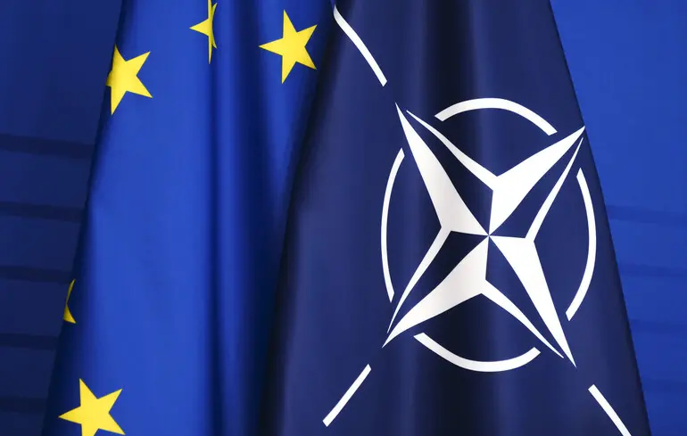 Большинство украинцев поддерживают вступление в ЕС и НАТО, но по Североатлантическому Альянса есть критическое отношение – опрос