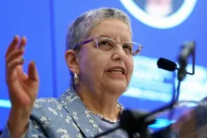 Глава Федеральной избирательной комиссии США заявила, что Трамп пытался ее незаконно уволить
