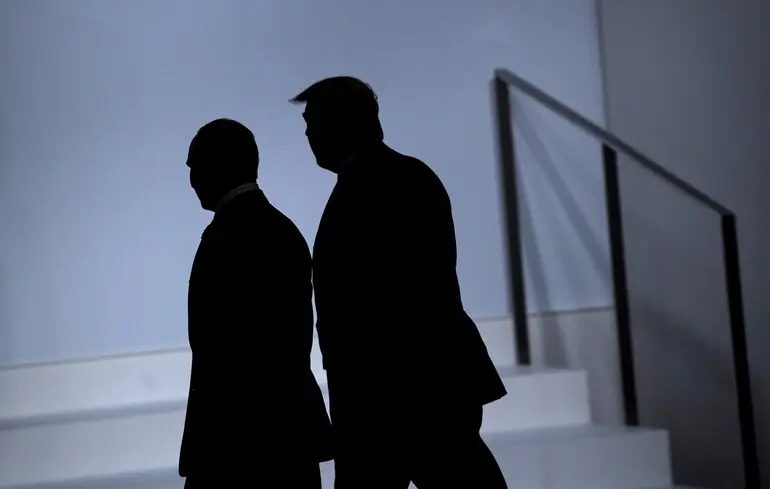 Зеленський пояснив, чим небезпечні прямі контакти Путіна та Трампа 